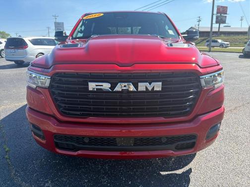 Molten Red Pearlcoat 2026 RAM 1500 Laramie