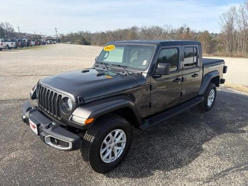 Granite Crystal Metallic 2023 Jeep Gladiator Sport