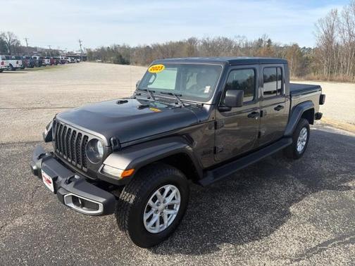 2023 Jeep Gladiator Sport