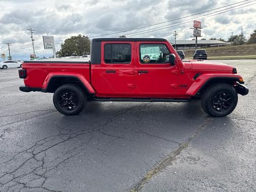 2023 Jeep Gladiator Sport