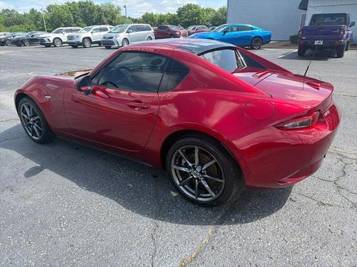 Soul Red Crystal 2018 Mazda MX-5 Miata RF Grand Touring