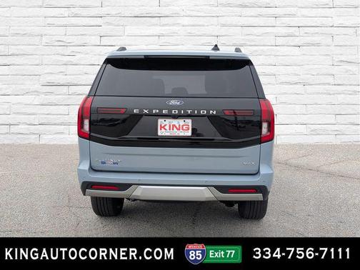 Glacier Gray Metallic Tri-Coat 2026 Ford Expedition Max Platinum