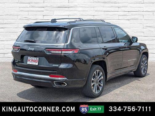 Diamond Black Crystal Pearlcoat 2023 Jeep Grand Cherokee L Overland