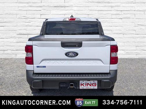 Oxford White 2025 Ford Maverick XLT