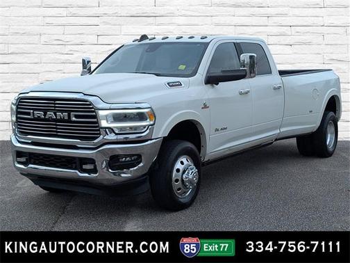 2022 RAM 3500 Laramie Crew Cab 4x4 8' Box