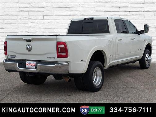 2022 RAM 3500 Laramie Crew Cab 4x4 8' Box