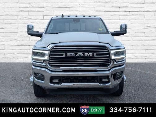 2022 RAM 3500 Laramie Crew Cab 4x4 8' Box