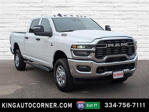 2026 RAM 2500 Tradesman Crew Cab 4x4 6'4' Box