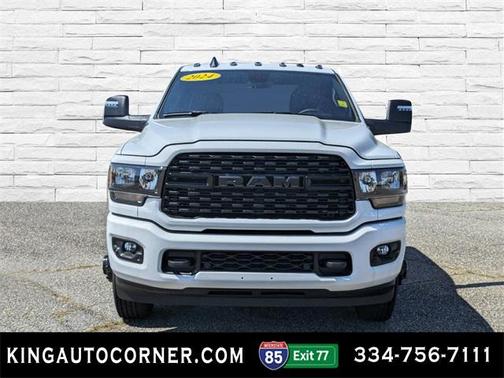 2024 RAM 3500 Big Horn Crew Cab 4x4 8' Box