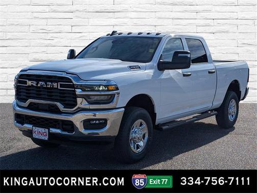 2026 RAM 2500 Tradesman Crew Cab 4x4 6'4' Box
