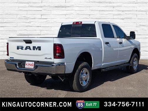 2026 RAM 2500 Tradesman Crew Cab 4x4 6'4' Box