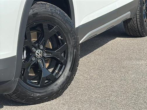 2024 Volkswagen Atlas 2.0T SEL
