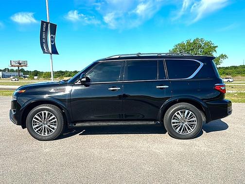 Super Black 2023 Nissan Armada SL 4WD