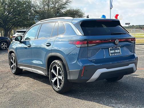 2026 Volkswagen Tiguan 2.0T SE