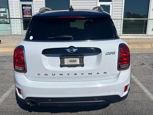 2018 MINI Countryman Cooper