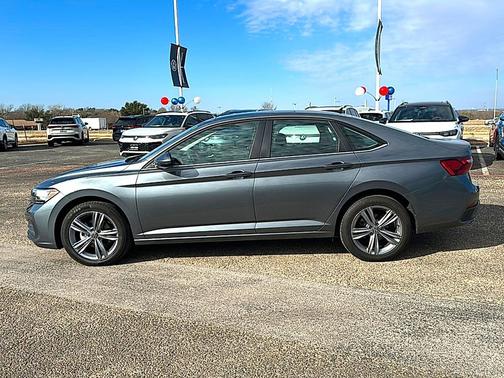 2024 Volkswagen Jetta 1.5T SE