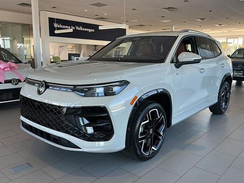 2026 Volkswagen Tiguan 2.0T SEL R-Line 4MOTION