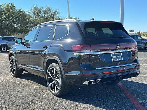 2026 Volkswagen Atlas 2.0T SEL Premium R-Line 4MOTION