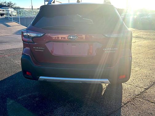 2023 Subaru Outback Touring