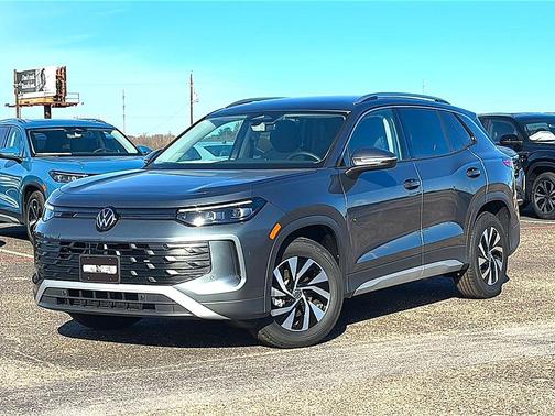 Platinum Gray Metallic 2026 Volkswagen Tiguan 2.0T S