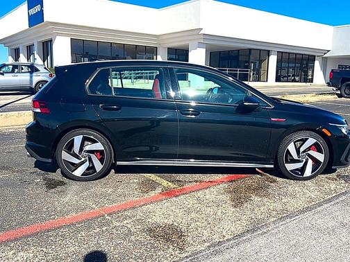 2024 Volkswagen Golf GTI 2.0T S DSG