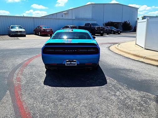 B5 Blue Pearlcoat 2018 Dodge Challenger R/T