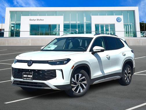 Pure White 2025 Volkswagen Tiguan 2.0T S