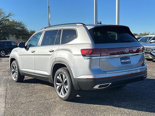 2026 Volkswagen Atlas 2.0T SE