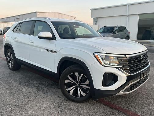 2024 Volkswagen Atlas Cross Sport 2.0T SE