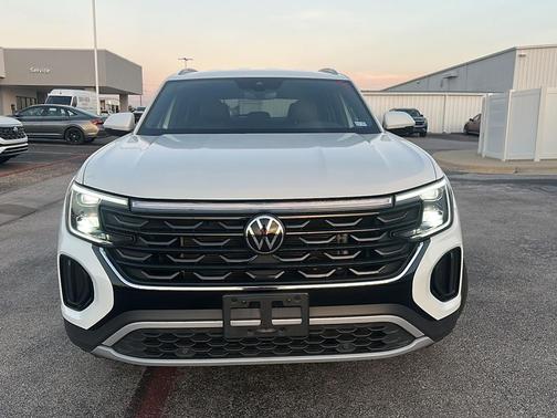 2024 Volkswagen Atlas Cross Sport 2.0T SE
