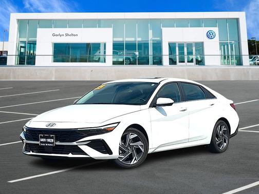 Serenity White 2025 Hyundai ELANTRA SEL
