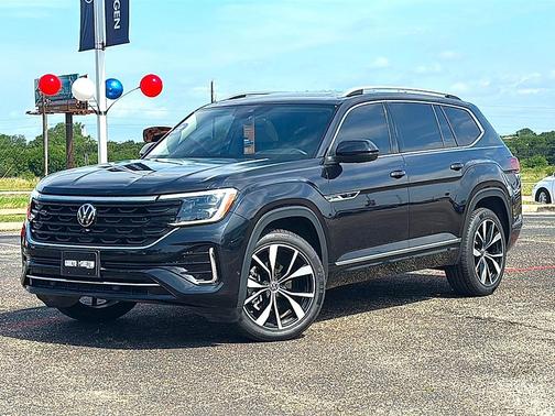 black 2024 Volkswagen Atlas 2.0T SEL Premium R-Line 4MOTION