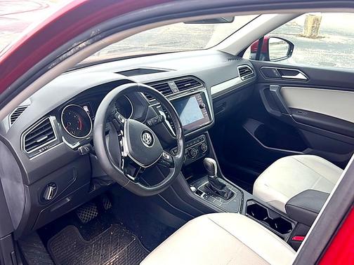 2018 Volkswagen Tiguan 2.0T SE
