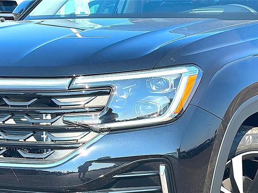 2026 Volkswagen Atlas 2.0T SEL Premium R-Line 4MOTION