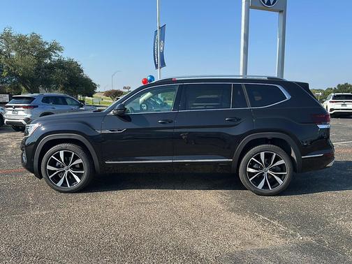 2026 Volkswagen Atlas 2.0T SEL Premium R-Line 4MOTION