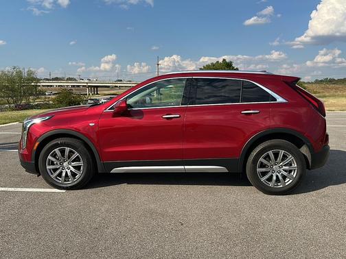 2019 Cadillac XT4 Premium Luxury