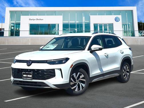 Pure White 2025 Volkswagen Tiguan 2.0T S