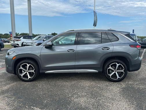 2025 Volkswagen Tiguan 2.0T SE
