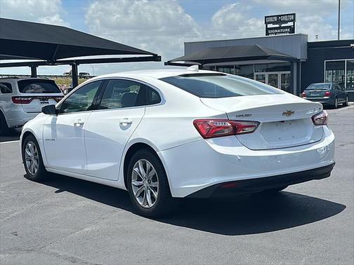 2021 Chevrolet Malibu FWD LT