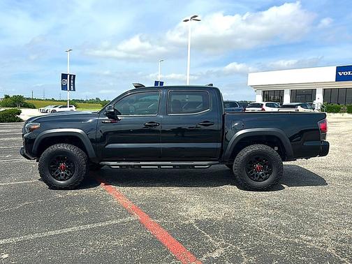 Midnight Black Metallic 2019 Toyota Tacoma TRD Pro