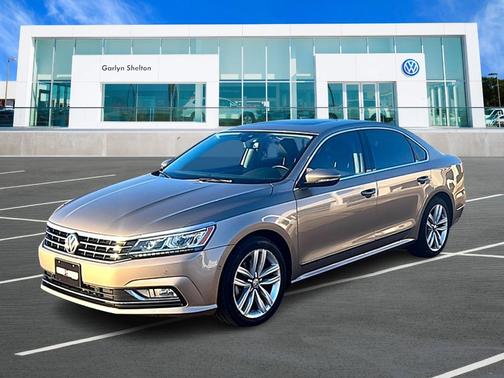2017 Volkswagen Passat 1.8T SEL Premium
