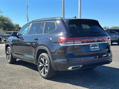 2024 Volkswagen Atlas 2.0T SE
