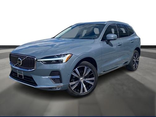 2023 Volvo XC60 B5 Plus Bright Theme