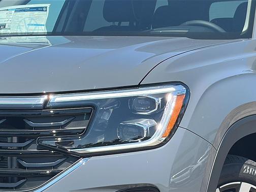 2026 Volkswagen Atlas 2.0T SEL Premium R-Line 4MOTION