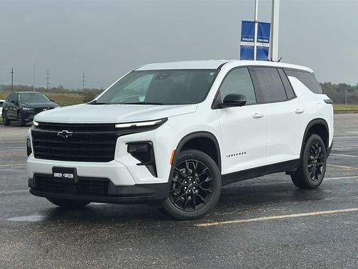 2024 Chevrolet Traverse LS