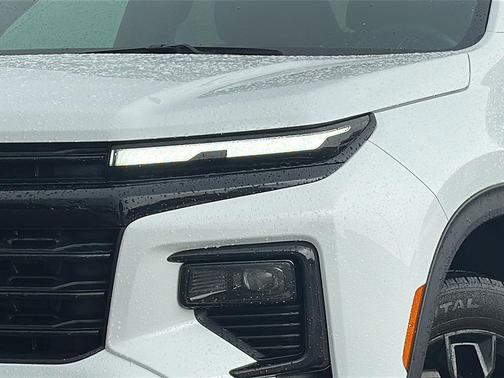 2024 Chevrolet Traverse LS