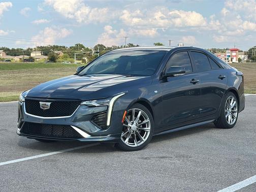 2022 Cadillac CT4 Sport