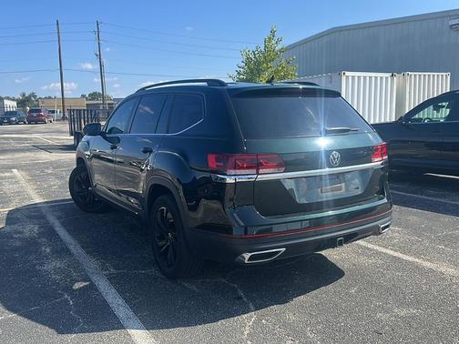 2022 Volkswagen Atlas 3.6L SE w/Technology