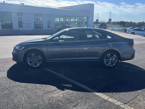 2024 Volkswagen Jetta 1.5T SE