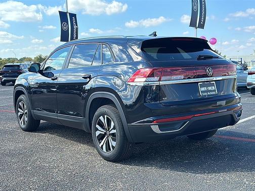 2026 Volkswagen Atlas Cross Sport 2.0T SE